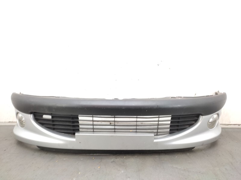 Recambio de paragolpes delantero para peugeot 206 hatchback (2a/c) 1.4 i referencia OEM IAM 7401N3  