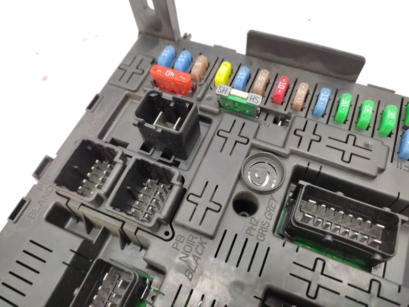 Recambio de caja reles / fusibles para citroën c5 iii (rd_) 2.2 hdi 200 referencia OEM IAM 9666895480 6580ZL 