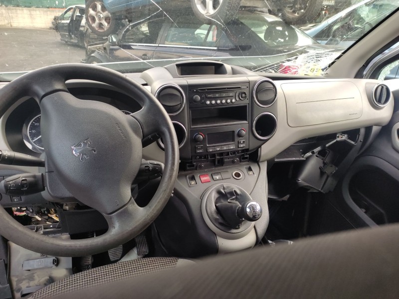 peugeot partner furgoneta/monovolumen del año 2011