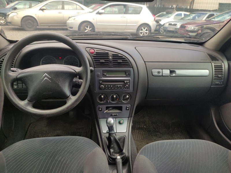 citroën xsara berlina del año 2003