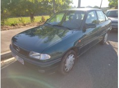 opel astra f berlina del año 1998