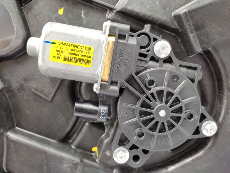 Recambio de elevalunas delantero derecho para hyundai i30 (gd) 1.4 referencia OEM IAM 42480A6210 82481A6000 