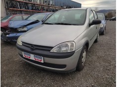 opel corsa c del año 2001