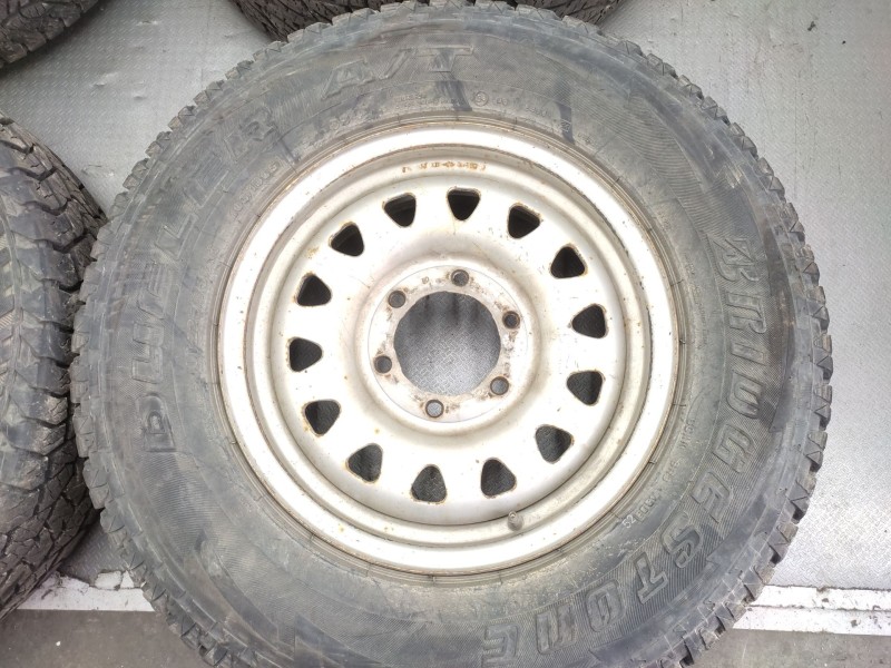 Recambio de juego llantas para mitsubishi l200 (k7_t, k6_t, k5_t) 2.5 td 4wd (k74t) referencia OEM IAM   
