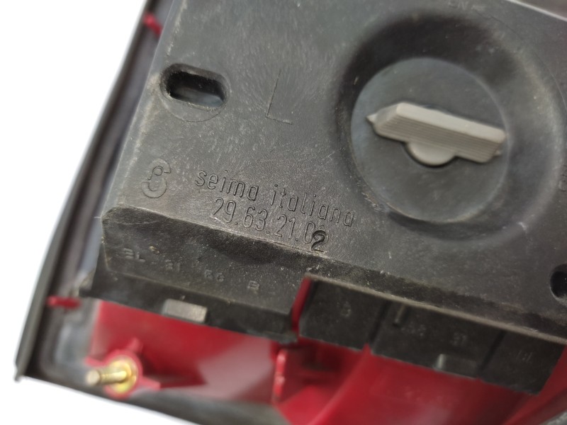 Piloto Trasero Izquierdo 296321  - Audi 80 (82/83/84) 1.3 3