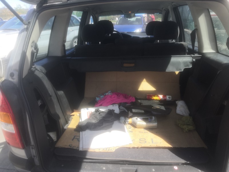 opel zafira a del año 2000