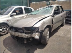opel vectra b berlina del año 1997