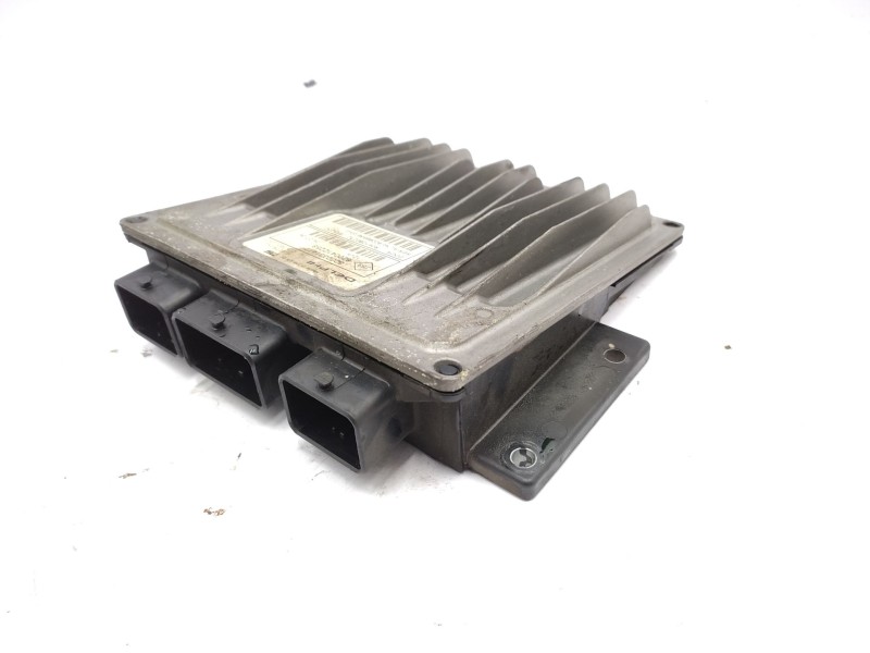 Recambio de centralita motor uce para renault clio ii (bb_, cb_) 1.5 dci (b/cb08) referencia OEM IAM   