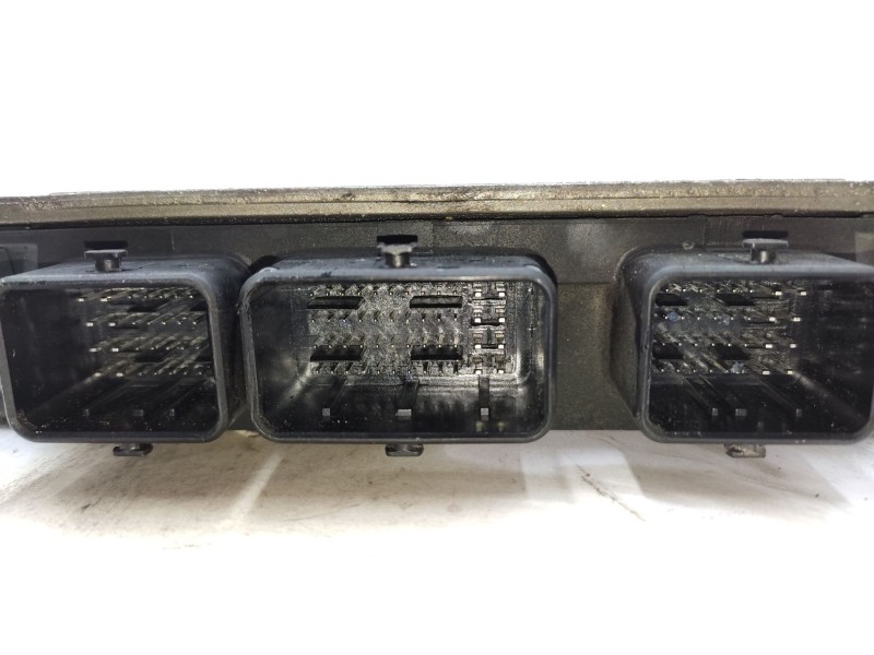 Recambio de centralita motor uce para renault clio ii (bb_, cb_) 1.5 dci (b/cb08) referencia OEM IAM   