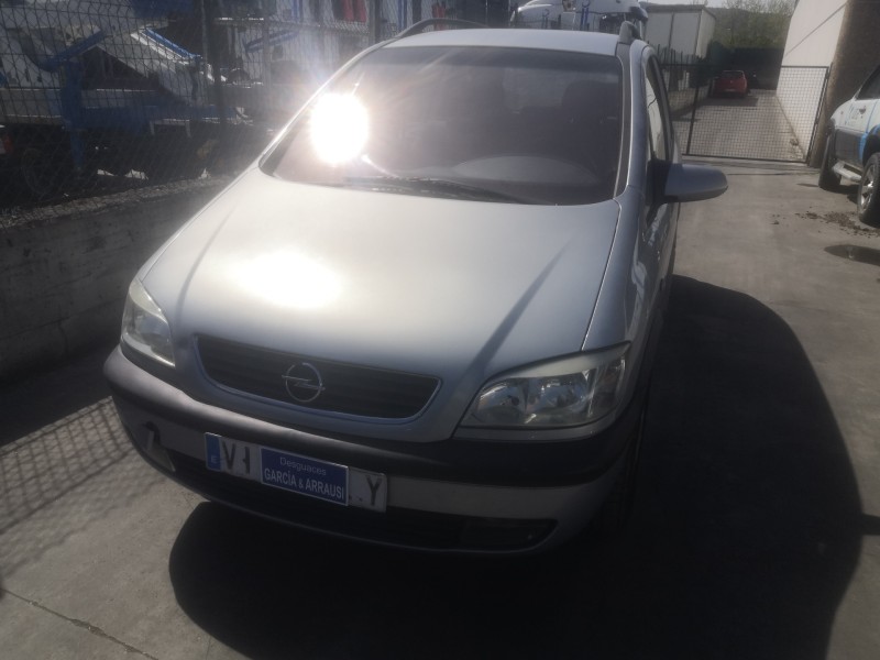 opel zafira a del año 2000