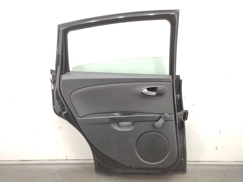 Recambio de puerta trasera izquierda para seat leon (1p1) 1.6 tdi referencia OEM IAM   