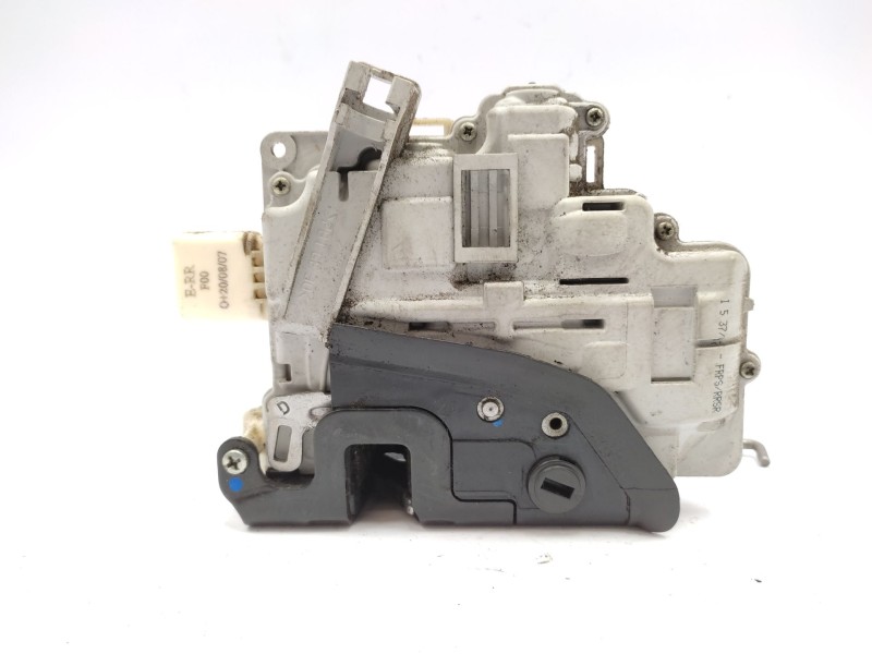Recambio de cerradura puerta trasera derecha para audi a4 b7 (8ec) 2.0 tdi 16v referencia OEM IAM   