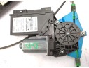 ELEVALUNAS DELANTERO DERECHO 8E0837462C 