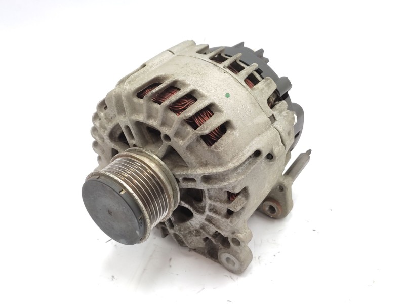Recambio de alternador para seat leon (1p1) 1.6 tdi referencia OEM IAM   