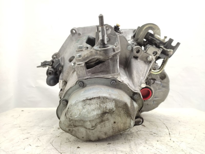 Recambio de caja cambios para peugeot partner furgoneta/monovolumen 1.6 hdi 90 referencia OEM IAM 20DP33  