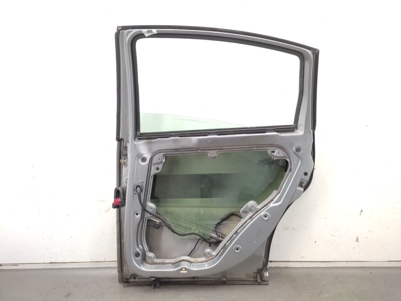 Recambio de puerta trasera derecha para volkswagen passat b5.5 (3b3) 1.9 tdi referencia OEM IAM  3B5833052AB 