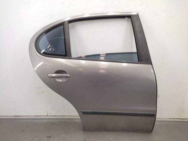 Recambio de puerta trasera derecha para seat leon (1m1) 1.9 tdi referencia OEM IAM 1M0833056M  