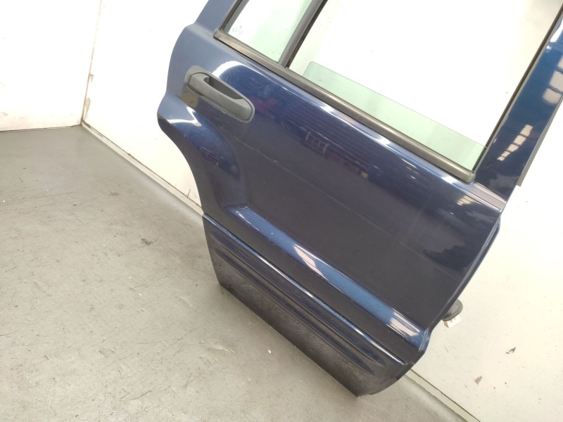Recambio de puerta trasera derecha para jeep grand cherokee ii (wj, wg) 2.7 crd 4x4 referencia OEM IAM   