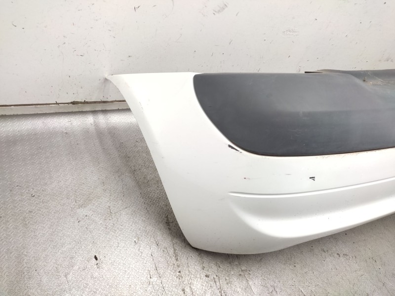 Recambio de paragolpes trasero para renault clio ii (bb_, cb_) 1.5 dci (b/cb08) referencia OEM IAM   