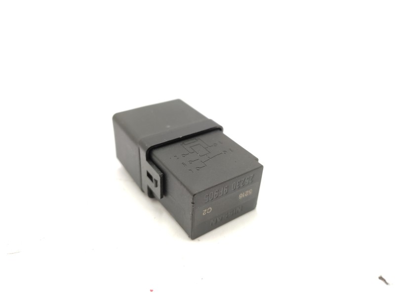 Recambio de rele para nissan qashqai (j11) acenta referencia OEM IAM 252309F905  