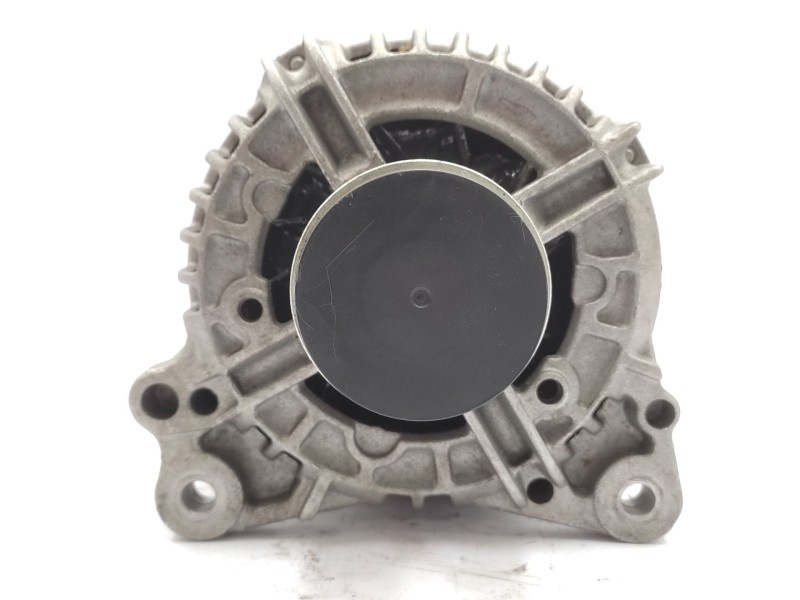 Recambio de alternador para volkswagen passat b5.5 (3b3) 1.9 tdi referencia OEM IAM  038903018QX 
