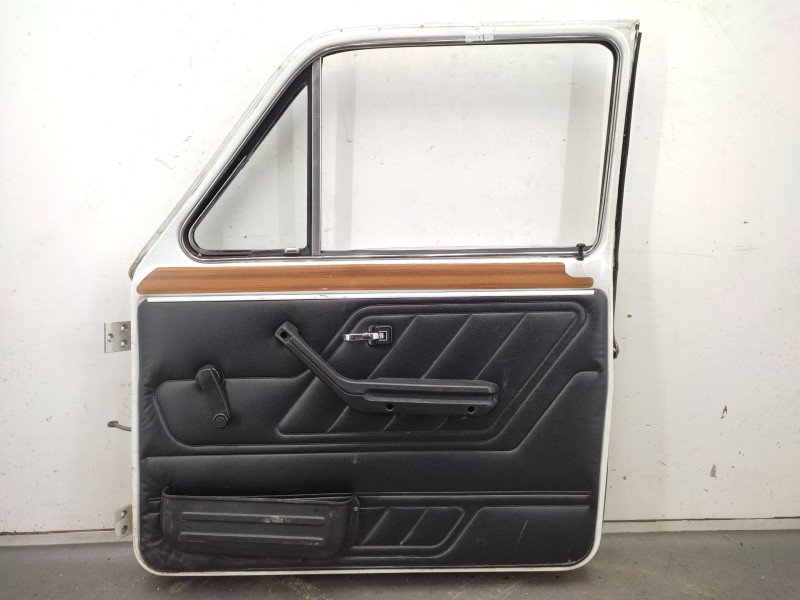 Puerta Delantera Derecha  - Lada Niva Todo Terreno, Cerrada (2121, 2131) 1700 I 4