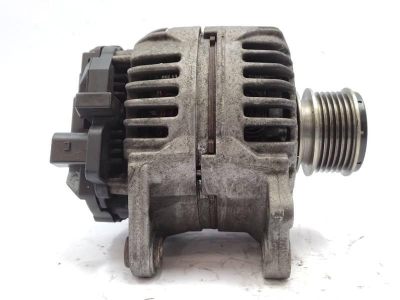 Recambio de alternador para seat leon (1m1) 1.9 tdi referencia OEM IAM   