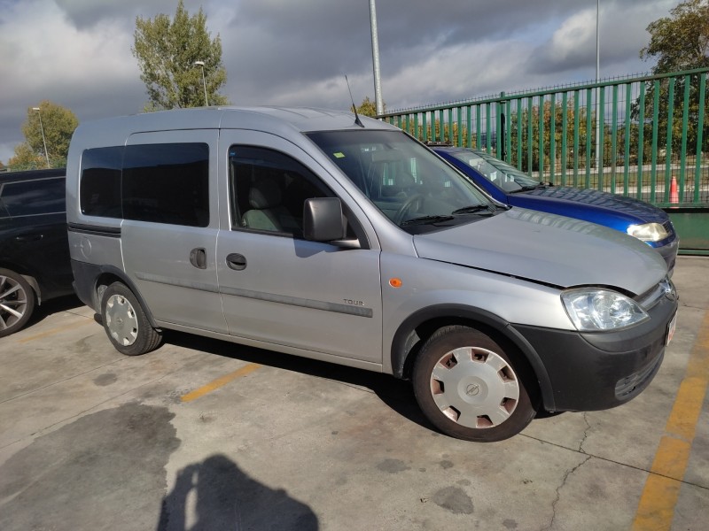 opel combo (corsa c) del año 2002