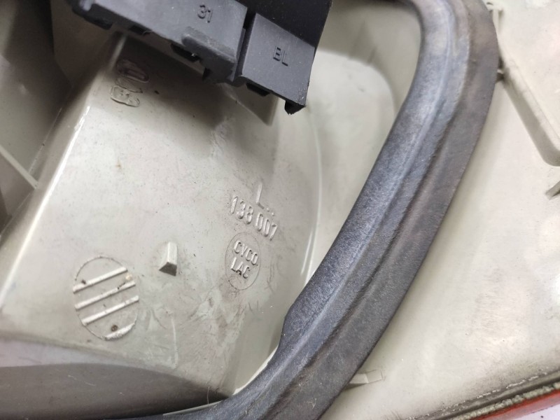 Piloto Trasero Izquierdo 4a9945217  - Audi 100 Avant (c4) 2.0 2