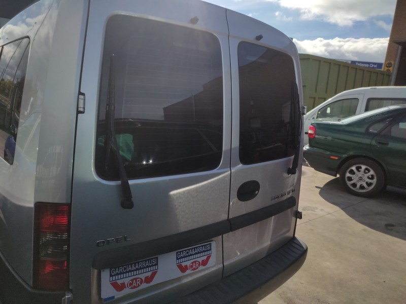 opel combo (corsa c) del año 2002