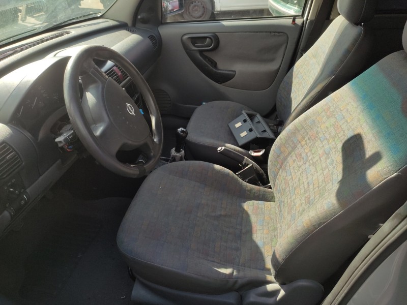 opel combo (corsa c) del año 2002