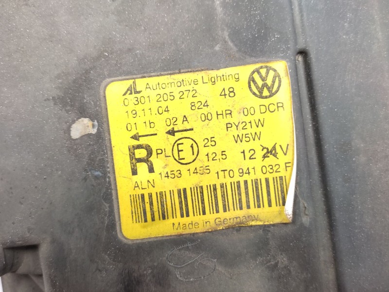 Recambio de faro derecho para volkswagen touran (1t1, 1t2) 1.9 tdi referencia OEM IAM  1T0941040K 