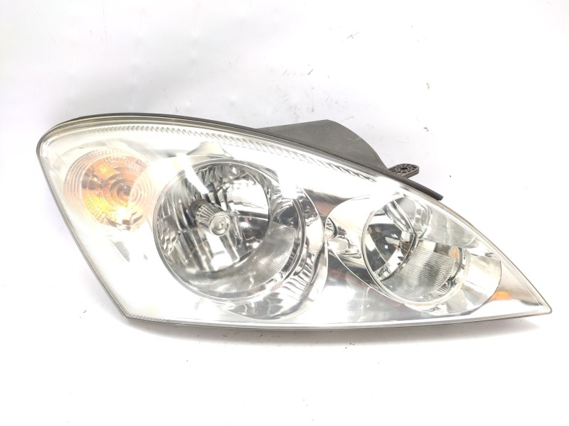 Recambio de faro derecho para kia cee´d concept referencia OEM IAM   
