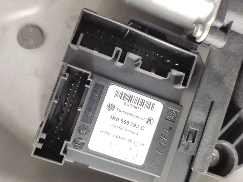 Recambio de elevalunas delantero izquierdo para volkswagen touran (1t1, 1t2) 1.9 tdi referencia OEM IAM  1T1837461A 
