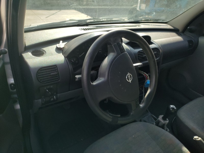 opel combo (corsa c) del año 2002