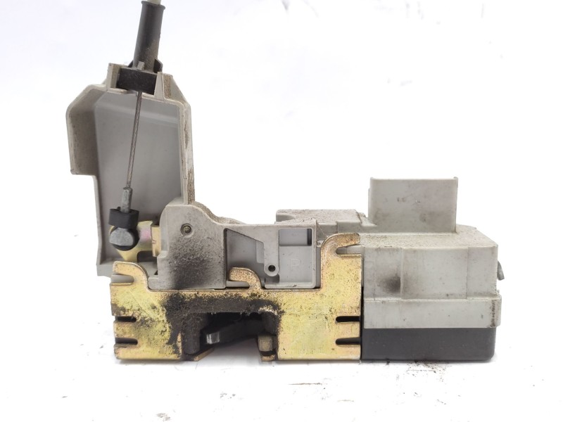Recambio de cerradura puerta delantera derecha para peugeot 307 (3a/c) 1.6 hdi referencia OEM IAM  9136Z9 