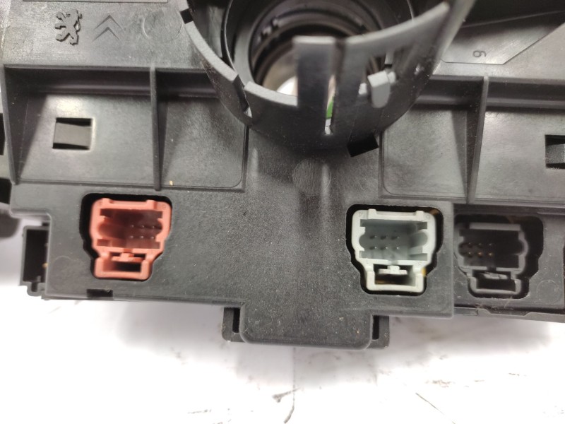 Recambio de mando multifuncion para peugeot 307 (3a/c) 1.6 hdi referencia OEM IAM  6242A7 