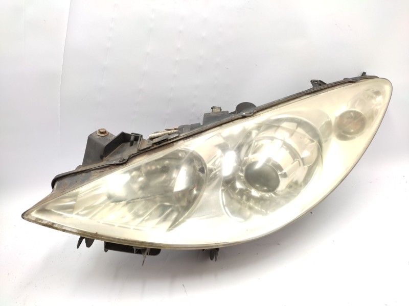Recambio de faro izquierdo para peugeot 307 (3a/c) 1.6 hdi referencia OEM IAM  620886 