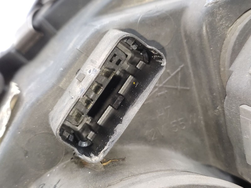 Recambio de faro derecho para nissan primera (p12) 2.2 dci referencia OEM IAM   