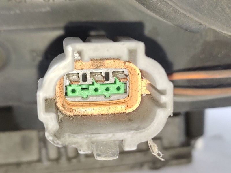 Recambio de faro derecho para nissan primera (p12) 2.2 dci referencia OEM IAM   