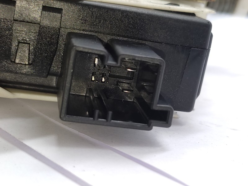 Elevalunas Delantero Derecho 4f0837462d  - Audi A6 Berlina (4f2) 2.0 Tdi 5