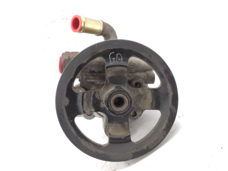 Recambio de bomba servodireccion para toyota avensis (_t25_) 2.0 d-4d (cdt250_) referencia OEM IAM  4431005100 
