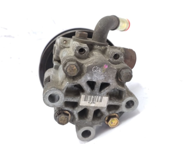 Recambio de bomba servodireccion para toyota avensis (_t25_) 2.0 d-4d (cdt250_) referencia OEM IAM  4431005100 