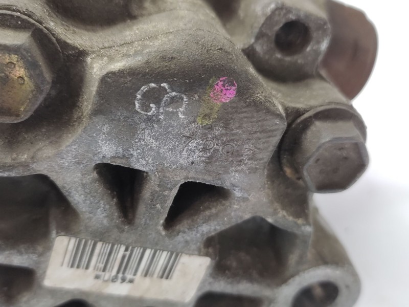 Recambio de bomba servodireccion para toyota avensis (_t25_) 2.0 d-4d (cdt250_) referencia OEM IAM  4431005100 