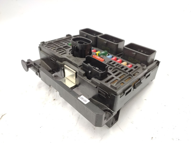 Recambio de caja reles / fusibles para peugeot 807 (eb_) 2.0 hdi referencia OEM IAM   