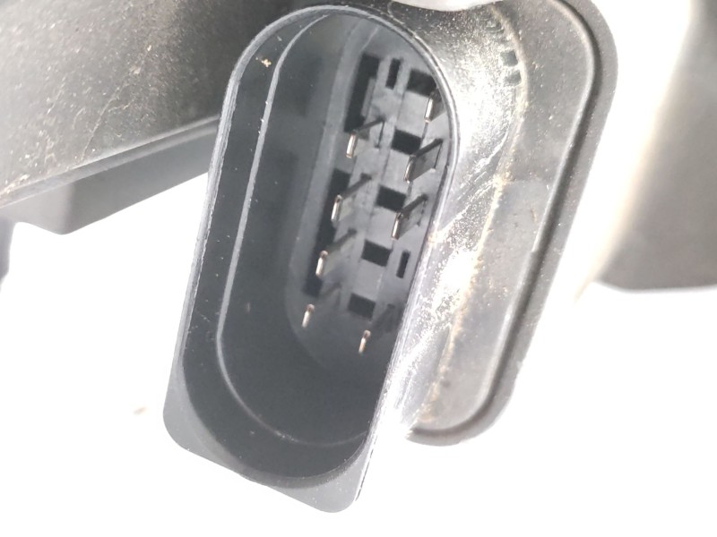 Recambio de faro izquierdo para volkswagen passat b6 (3c2) 1.9 tdi referencia OEM IAM  3C0941005AA 