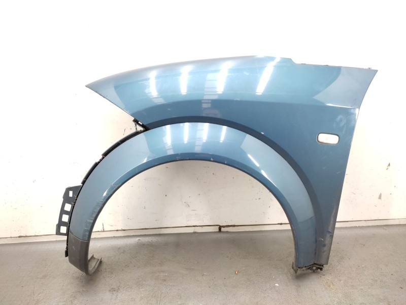 Recambio de aleta delantera izquierda para audi a2 (8z0) 1.4 tdi referencia OEM IAM  8Z0821105C 
