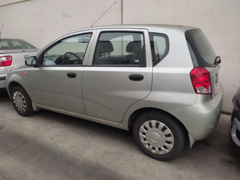 daewoo kalos (klas) del año 2003