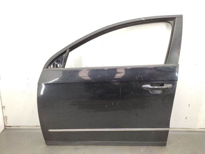 Recambio de puerta delantera izquierda para volkswagen passat b6 (3c2) 1.9 tdi referencia OEM IAM  3C4831055J 