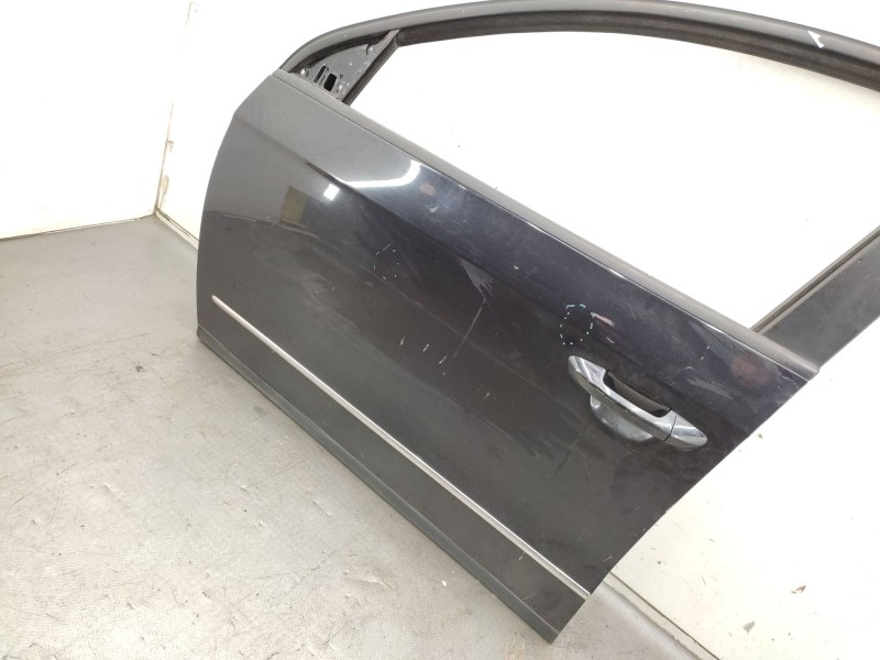 Recambio de puerta delantera izquierda para volkswagen passat b6 (3c2) 1.9 tdi referencia OEM IAM  3C4831055J 